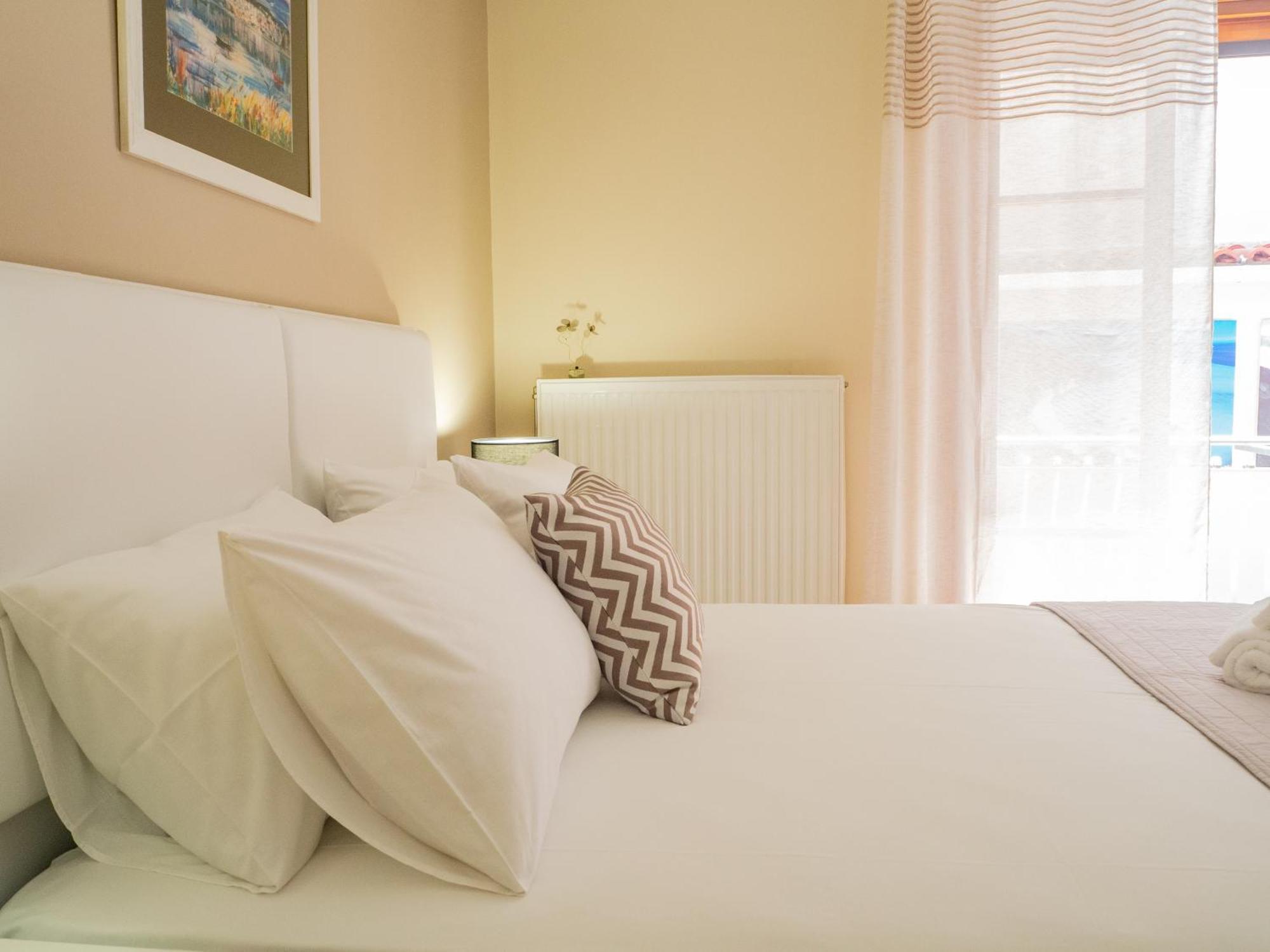 Dina Apartments Argostoli Eksteriør bilde